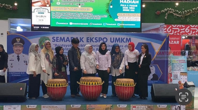 Pameran UKM Festival Semarak