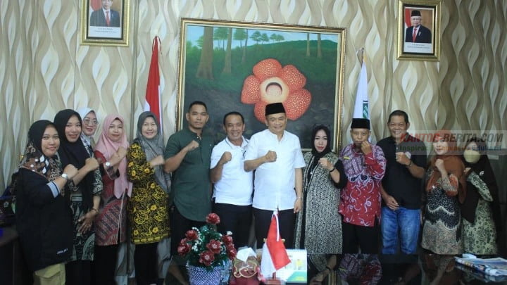 Guru Bengkulu Tengah