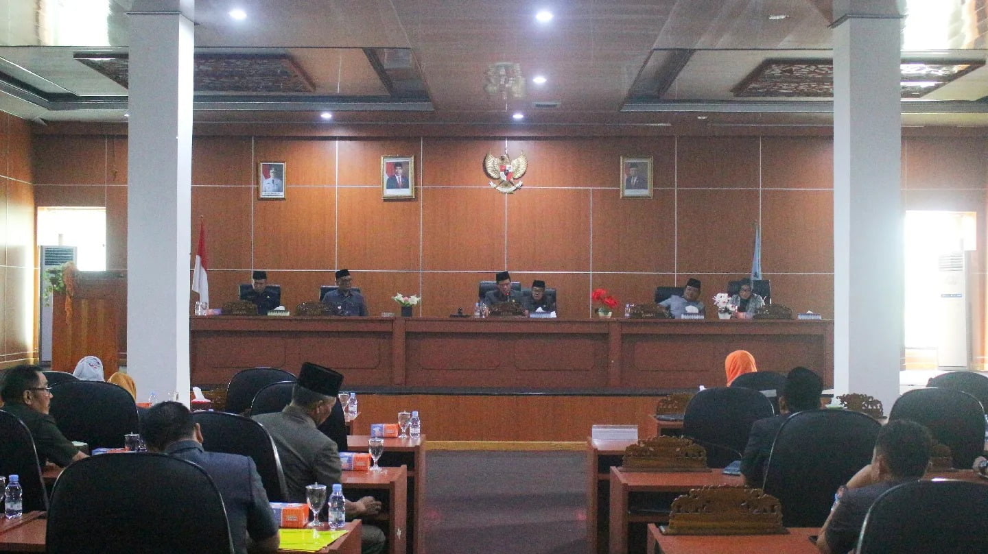 Rapat Paripurna Bengkulu Tengah