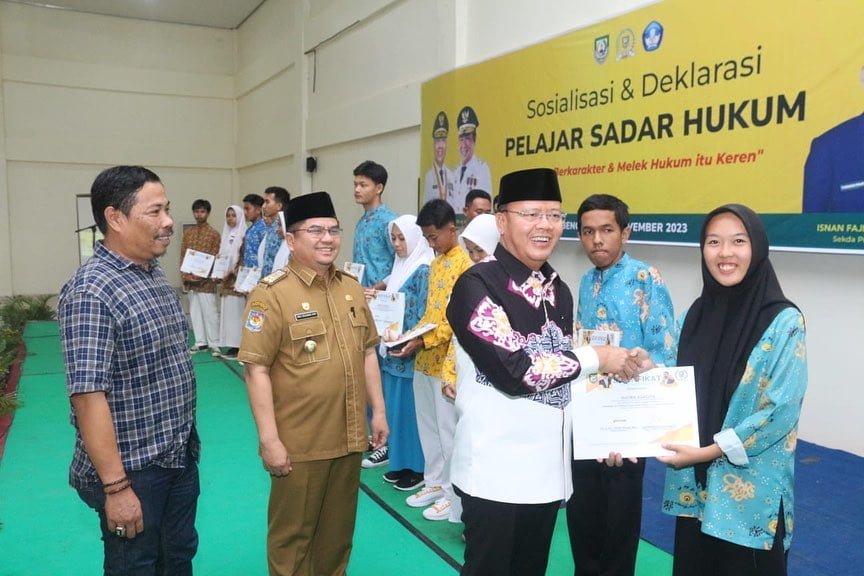 Sosialisasi Deklarasi Pelajar Sadar Hukum