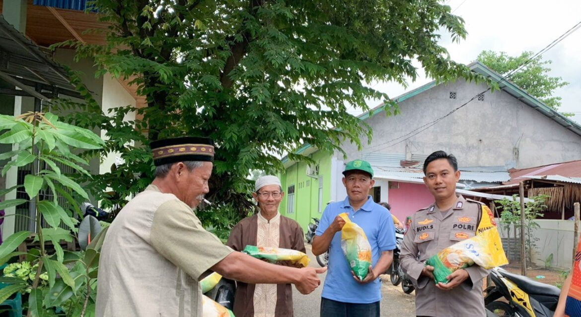 Melayani dan Memberi Manfaat