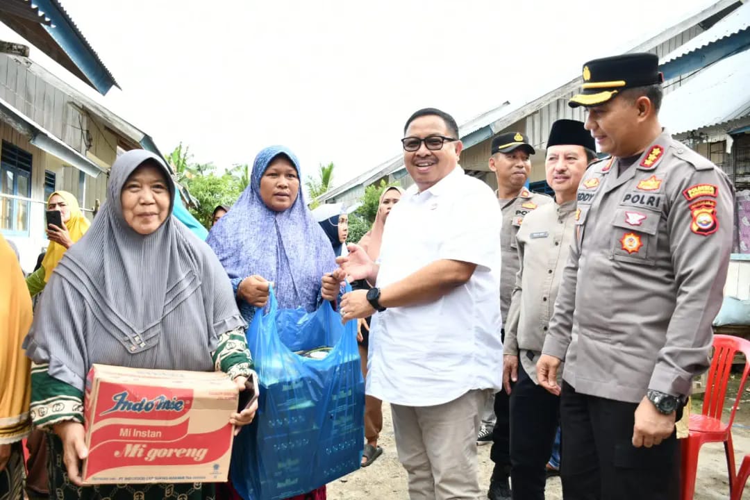 Pembagian Takjil Gratis Bengkulu