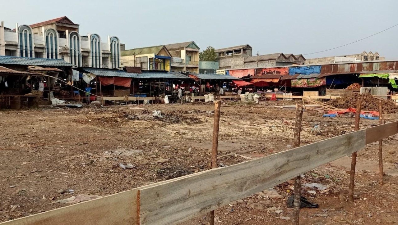Jual beli ilegal kios Pasar Panorama