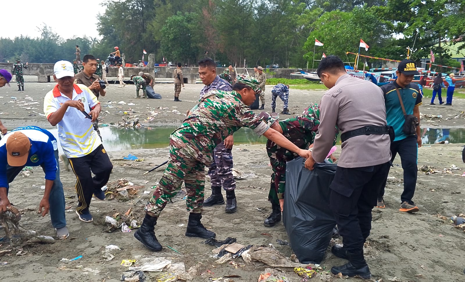 Peran media dalam menjaga lingkungan