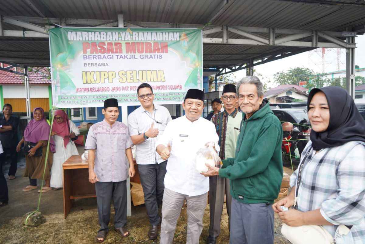 Pasar Murah Pembagian Takjil