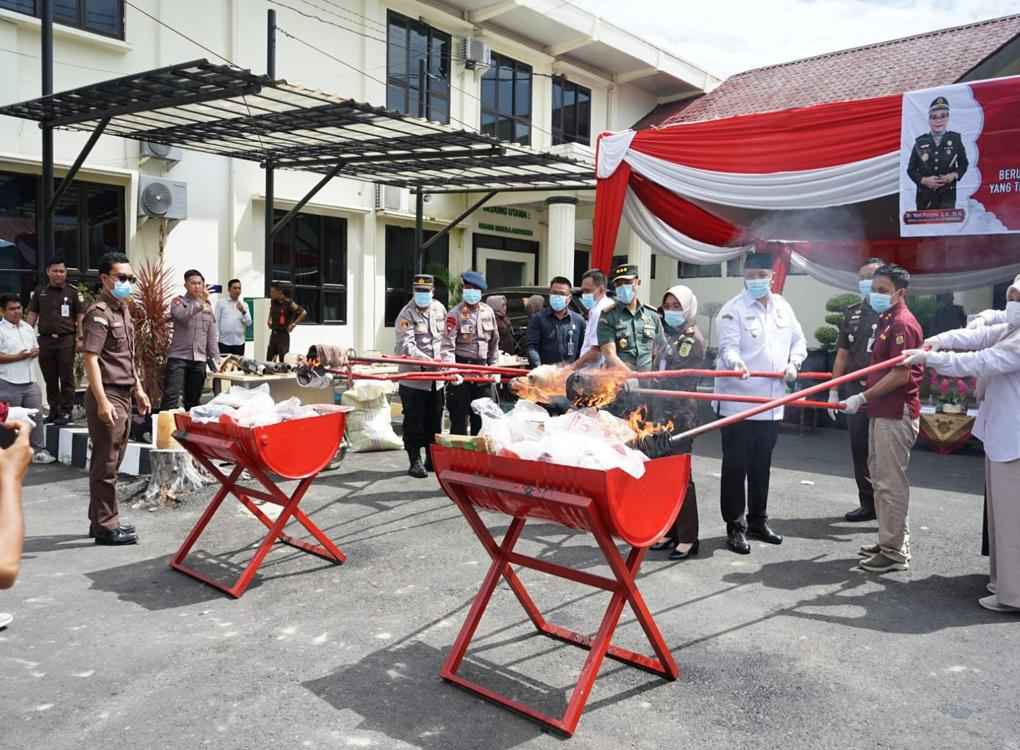 Musnahkan Barang Bukti